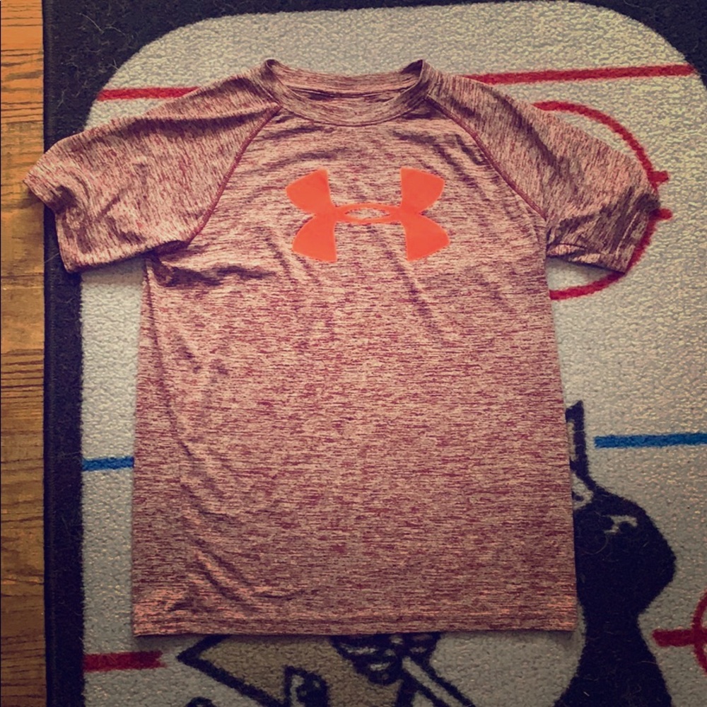 Dry fit under armour shirt